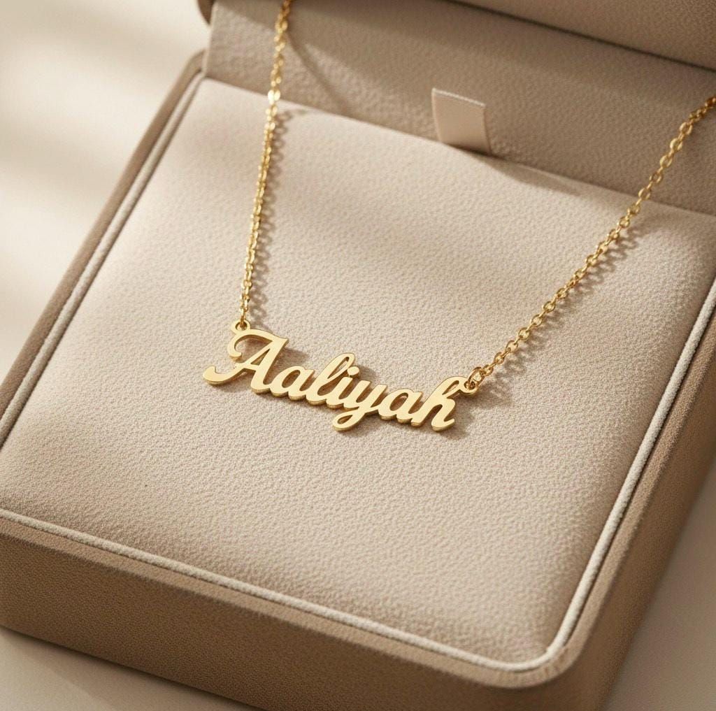 Trendy Personalized Name Necklace | Custom Name Pendant Accessory