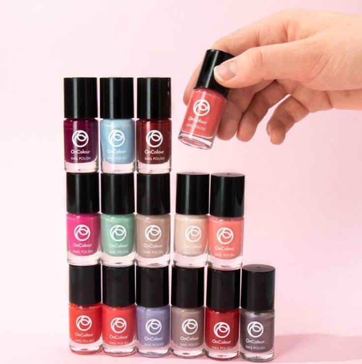 OnColour Nail Polish with Shiny colour coverage technology