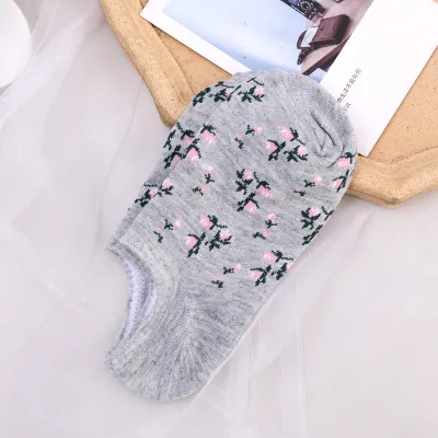 Women Floral Embroidered Ankle-Length Socks