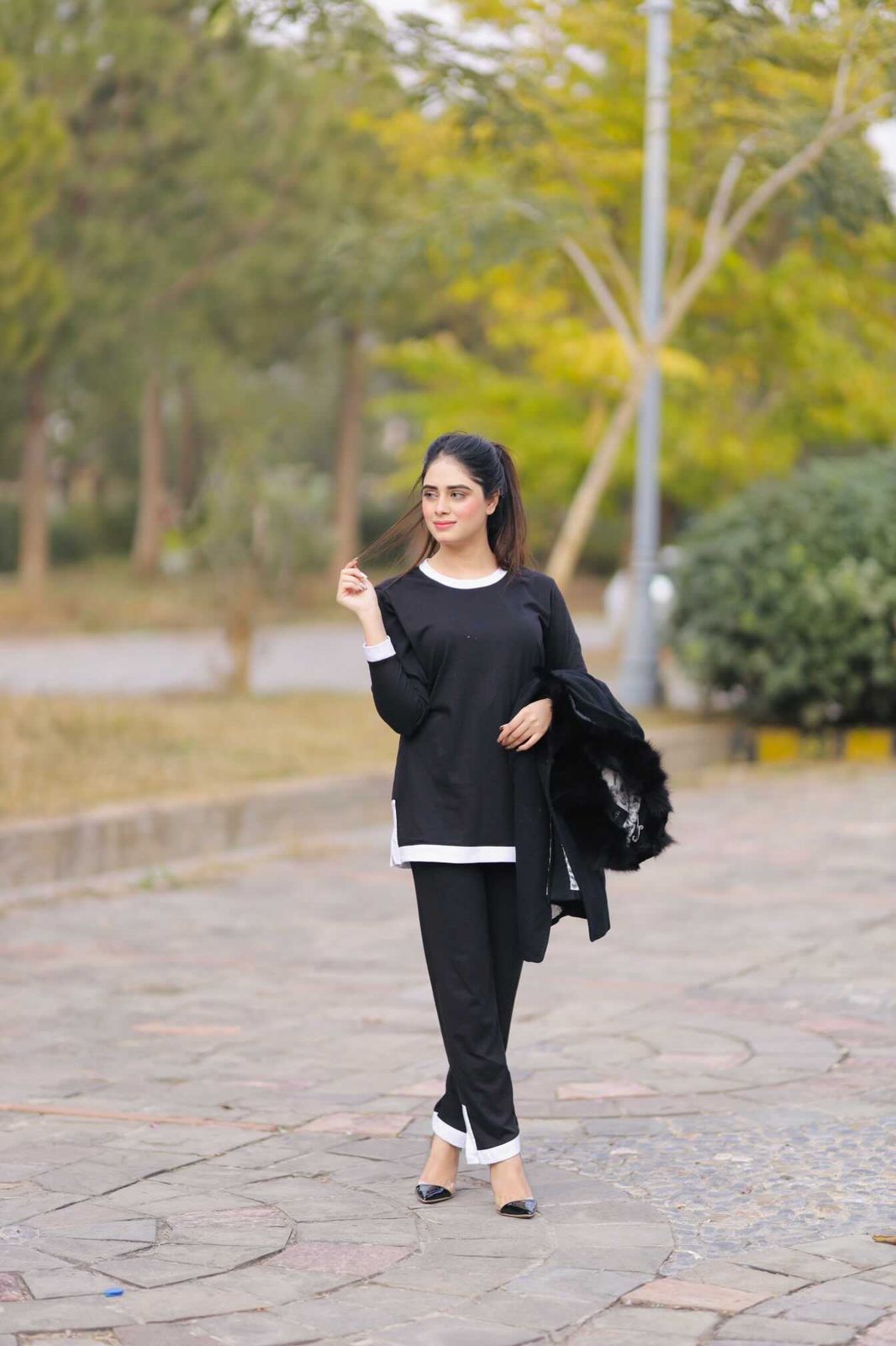 Black Round Neck With Flapper Style Night Suit For Women