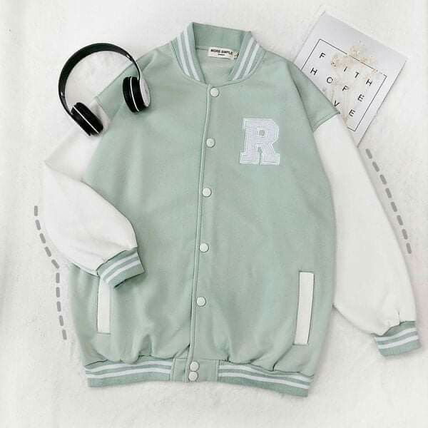 Varsity Jacket for Girls and Boys - Iconic Varsity Baseball Jacket for Men and Women - Durable and Trendy Varsity Jackets for Teens - Perfect for Casual Outings or Sports Events - Unisex Varsity Jacket for Baseball Fans of All Ages - Gookarts