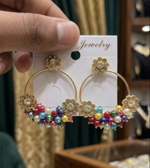 Crystal Gajra  Set  New stylish Long lasting polish