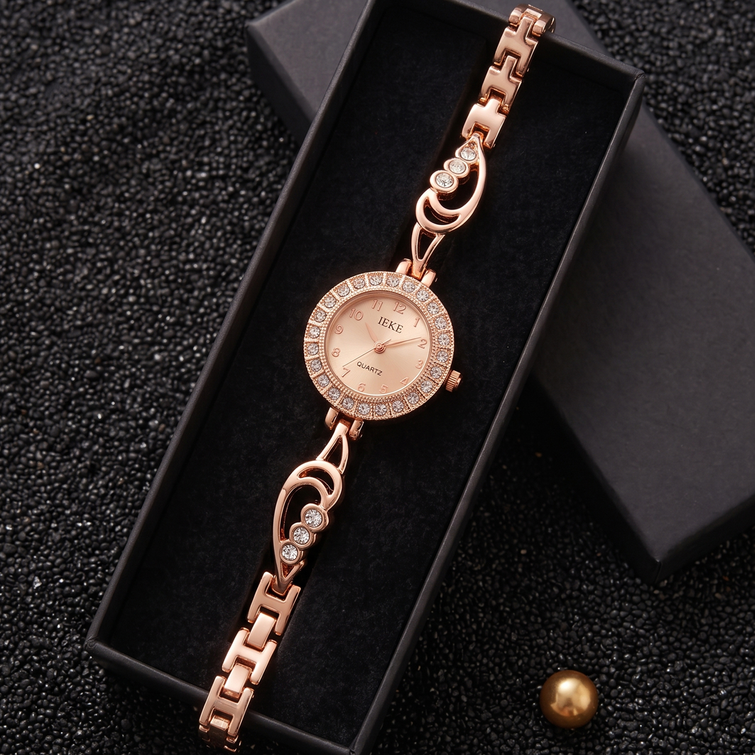 Elegant Bracelet Watch for Girls Women / Fancy Stylish Watches for Ladies Gift with Box / Round Dial and Exquisite Motifs