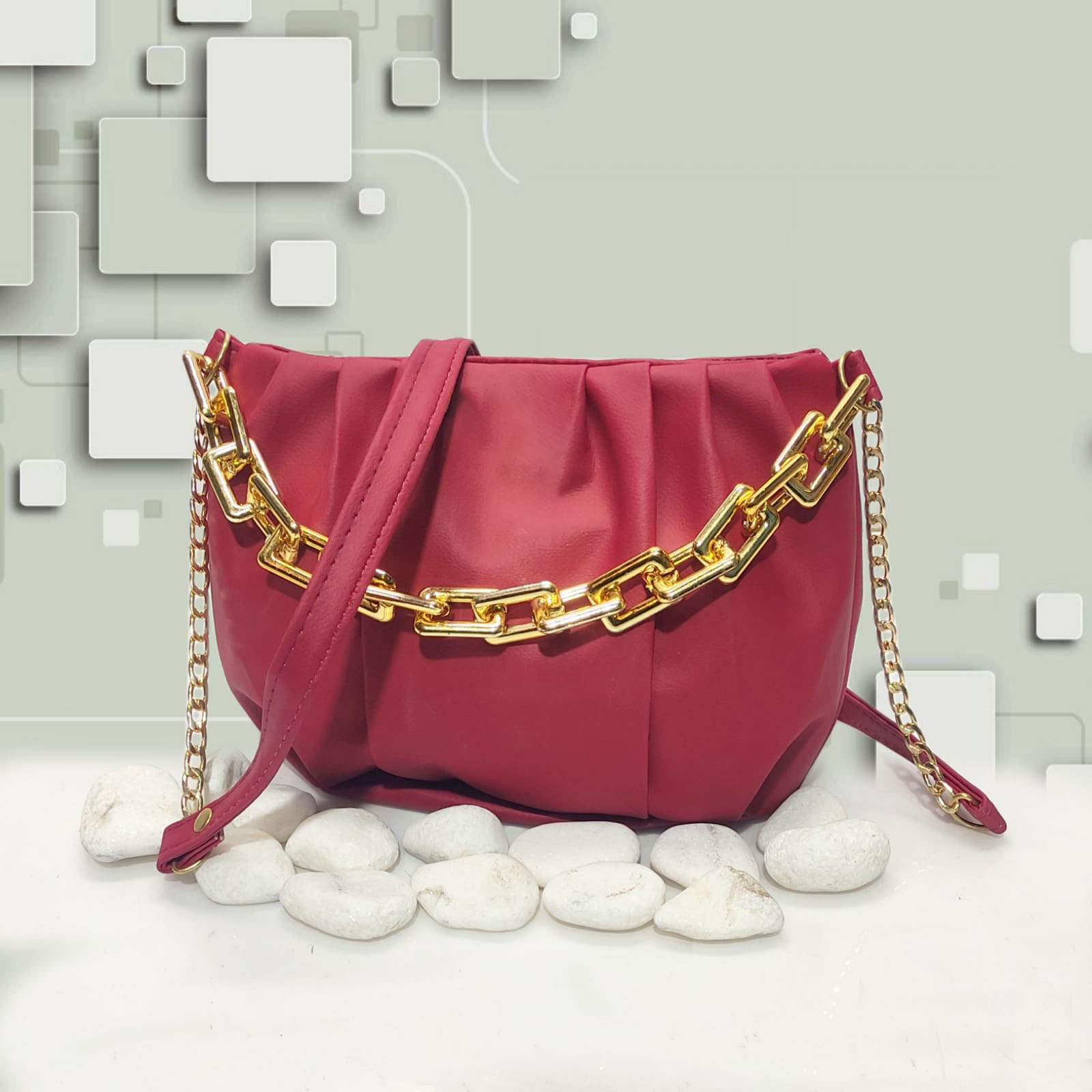 Top Stylish hand bags for girls with stylish golden chain and long strap top trend stylish Elegant crossbody bag long strap for girls and women