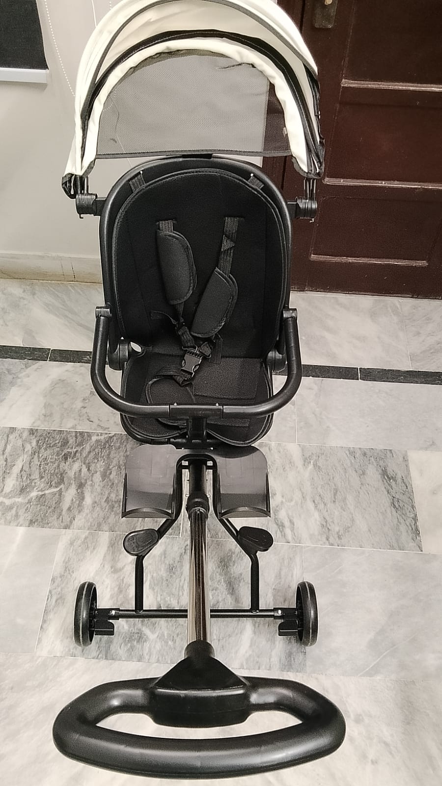 Baby Stroller, Foldable Four-Wheeled Child Stroller, Lightly and Easily Foldable Child Stroller, Suitable For 1-5 Years Old
