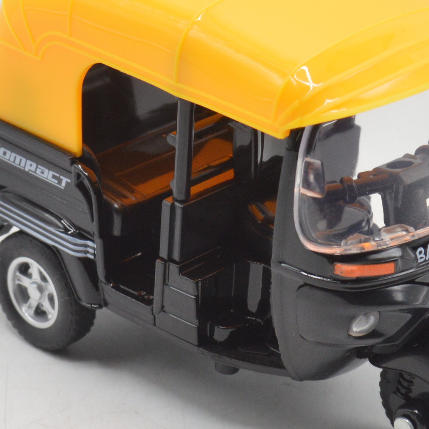 New Diecast Mini Rickshaw Model