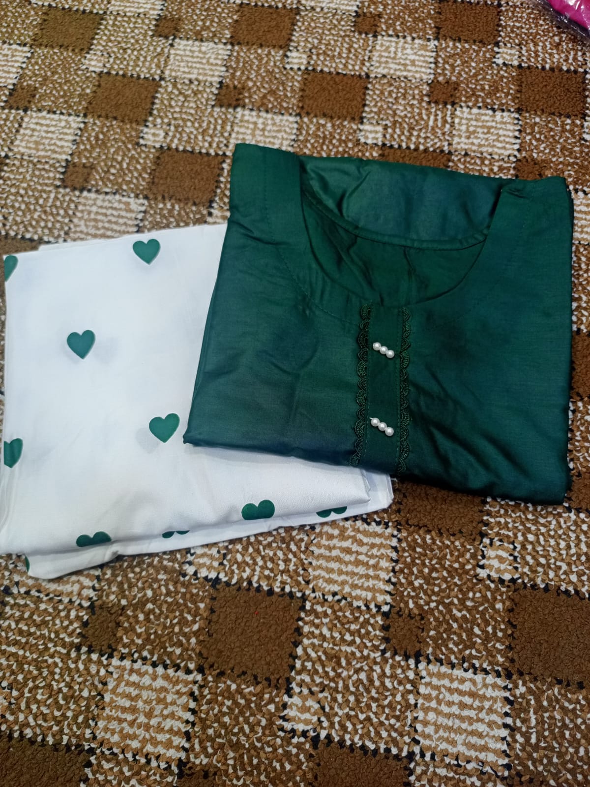 Pakistan Independence Day Dress 2026 – 14 August Green White Celebration Outfit for Girls & Women