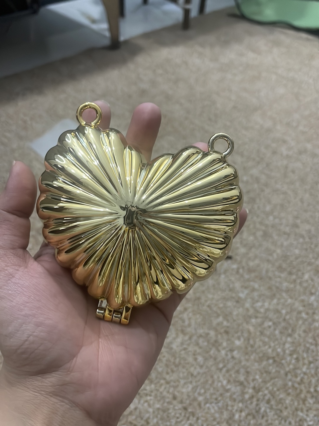 Heart Shape Mini Clutch for Women | Stylish Party Handbag | Cute Chain Crossbody Bag for Girls