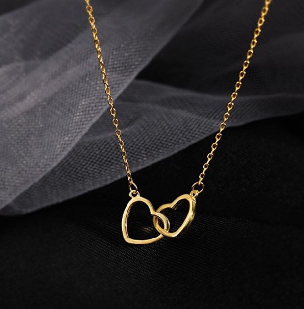 Double Heart Necklace for Girls Stainless Steel Interlocked Romantic Hollow Heart Pendant Clavicle Necklace for Girls
