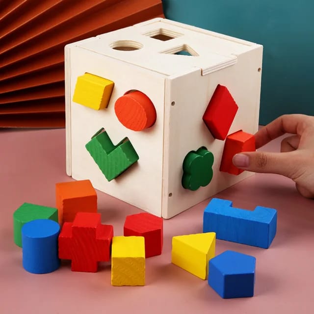 Wooden Hammer Peg Board Pounding Bench Toy | Montessori Color Recognition & Sorting Game | Classic Early Learning Fine Motor Skills & Hand-Eye Coordination Toy for Toddlers 1-3