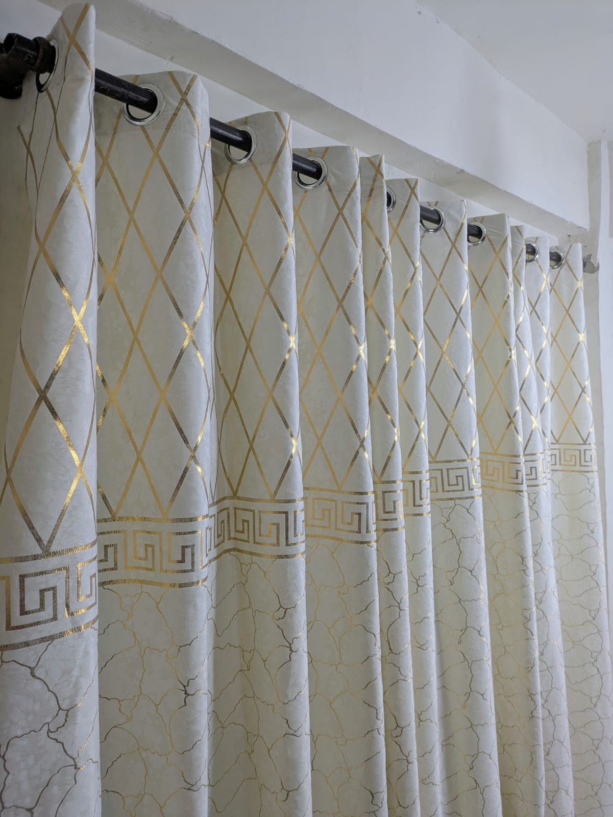 Premium Pure Malai Velvet Plain & Border Texture In Sizes 48X108 & 56x90 Heavy Stuff Blackout Curtains For Your Bedroom Window (1PC)