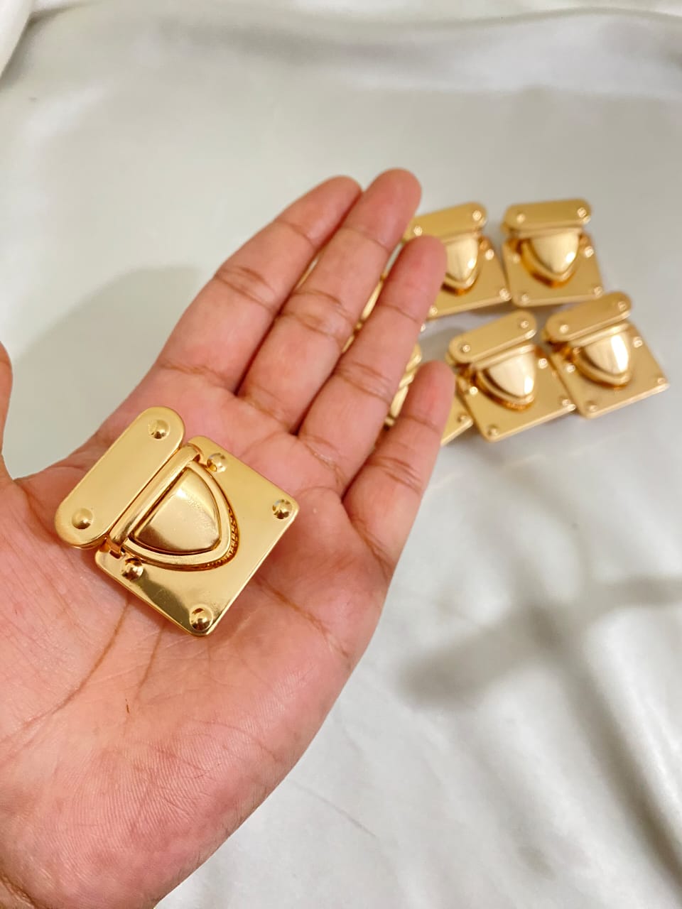 DIY Handbag Metal Lock – 2Pcs Bag Case Closure Accessories