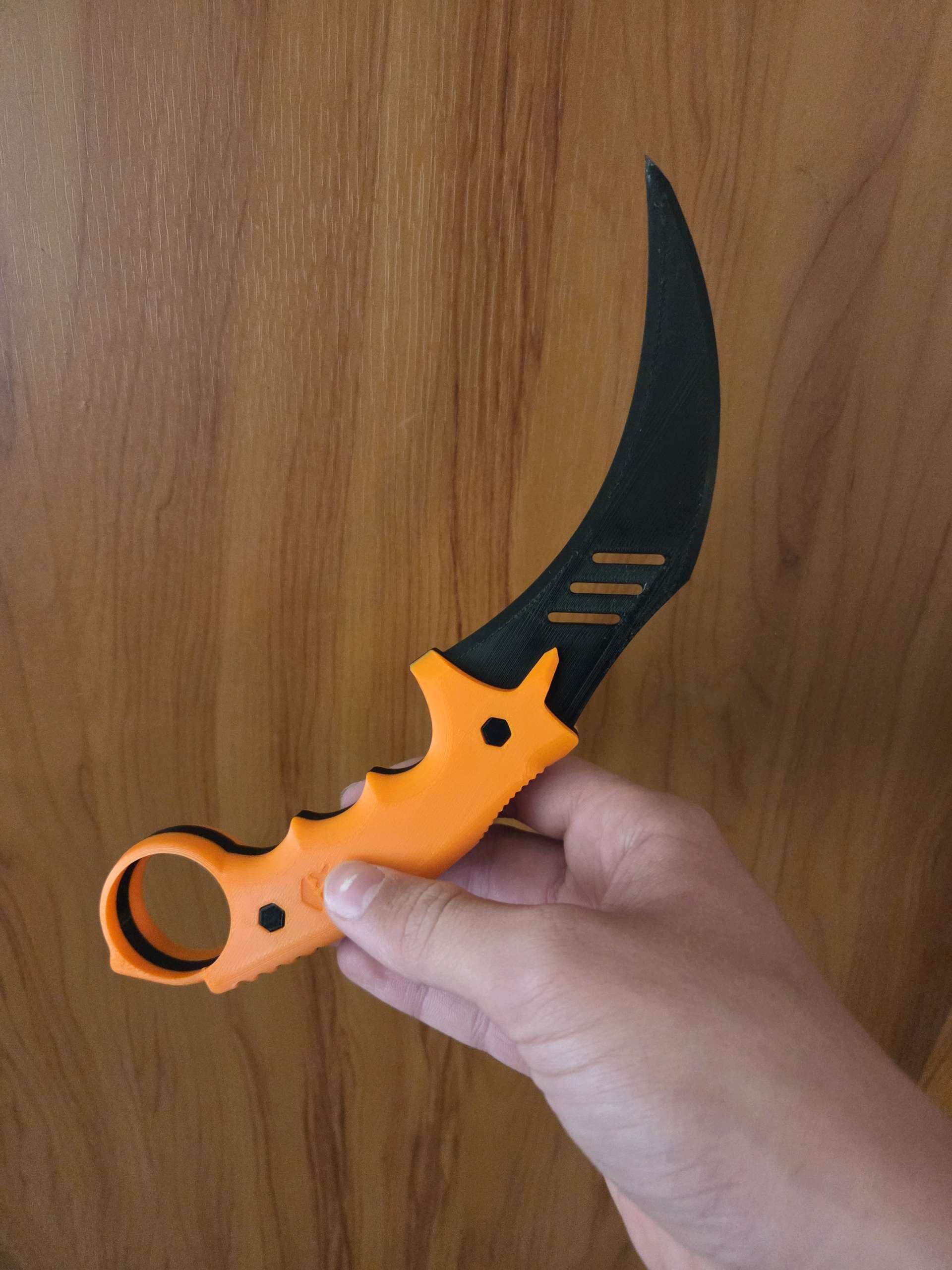 Full Tang Fidget Karambit  3D Printed Rotating Fidget Toy  Gaming Style Desk Gadget (Non-Sharp)