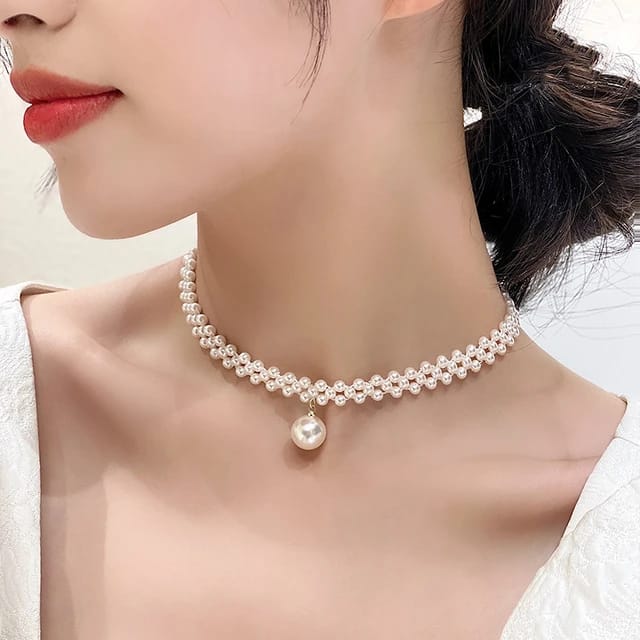 " Exclusive: Latest Designer Pendant Jewelry Set for Women and Girls - Exquisite and Trendsetting Pendant Set"