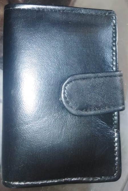 Small Slim Wallet for Men and Women with Clip button