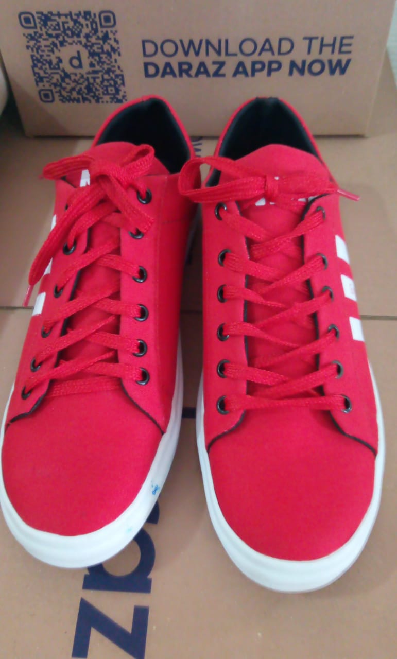 male red shoes