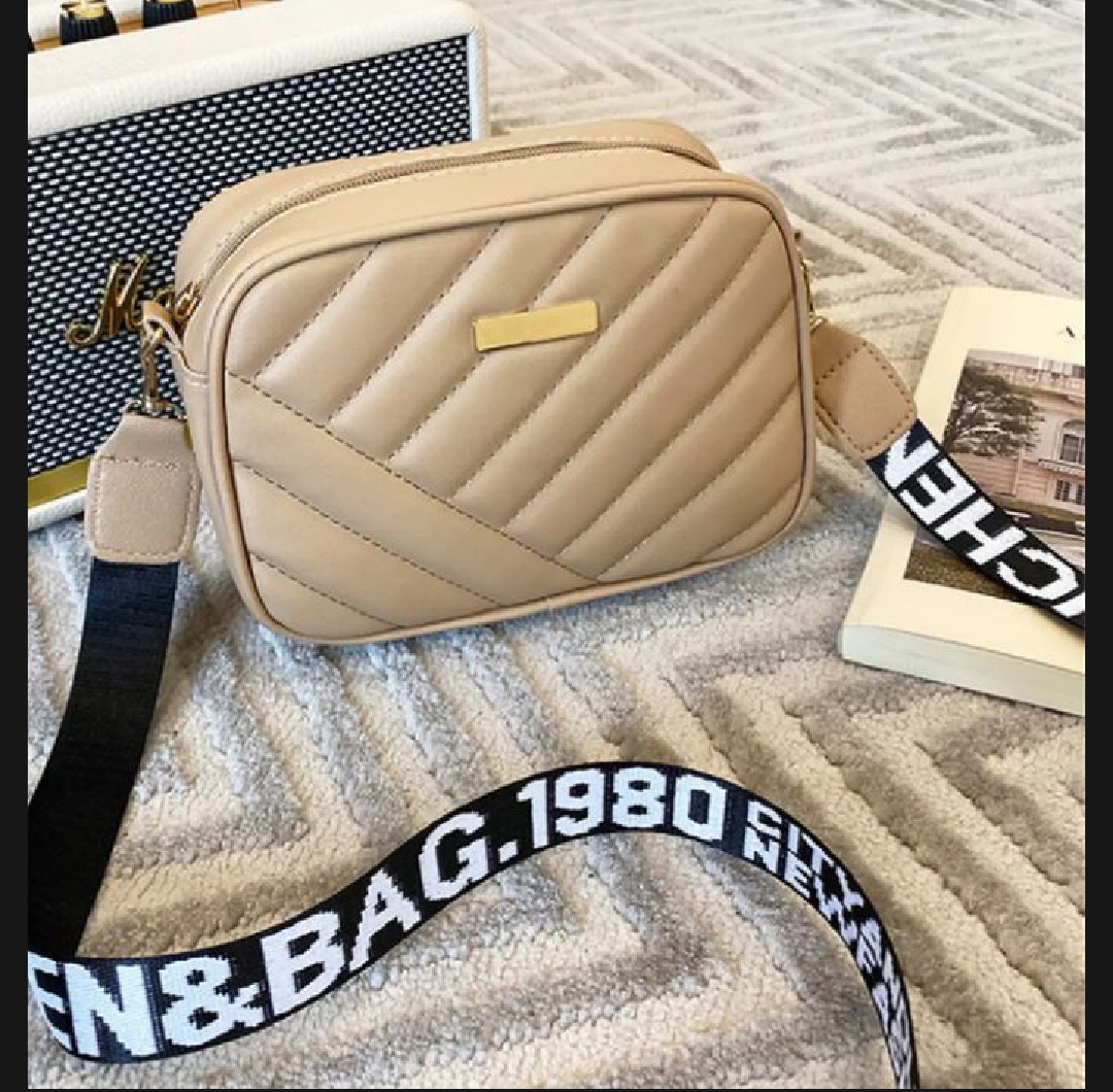 Quilted Crossbody Bag for Women with Logo Strap - Elegant Solid Pattern Shoulder Sling Purse