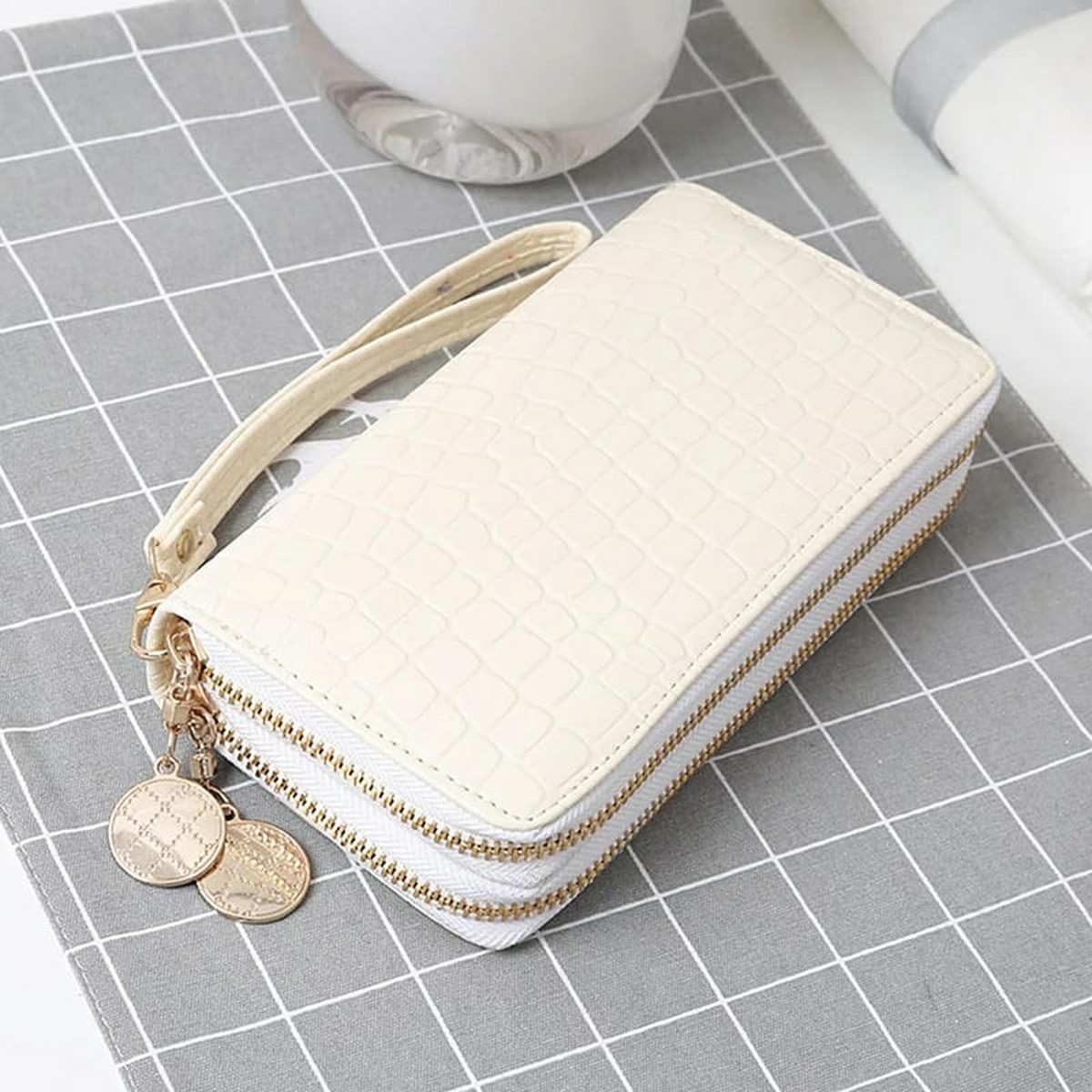 Large capacity Purse Women Patent Leather Purses Female Wallets Luxury Brand Wallet Double Zipper Day Clutch Black Purse