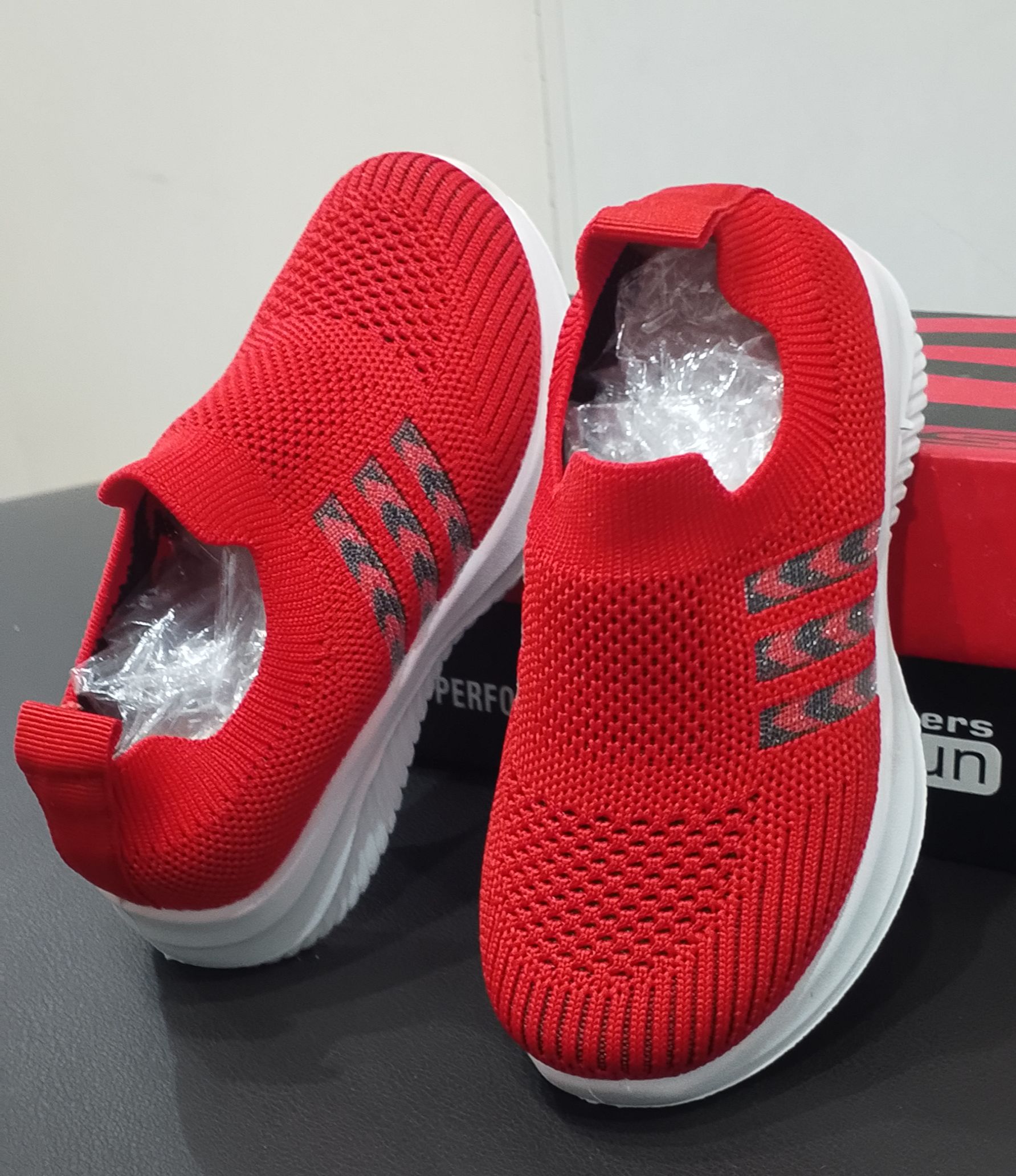 kid Sneakers (1y to 14y )/Soft and comfortable