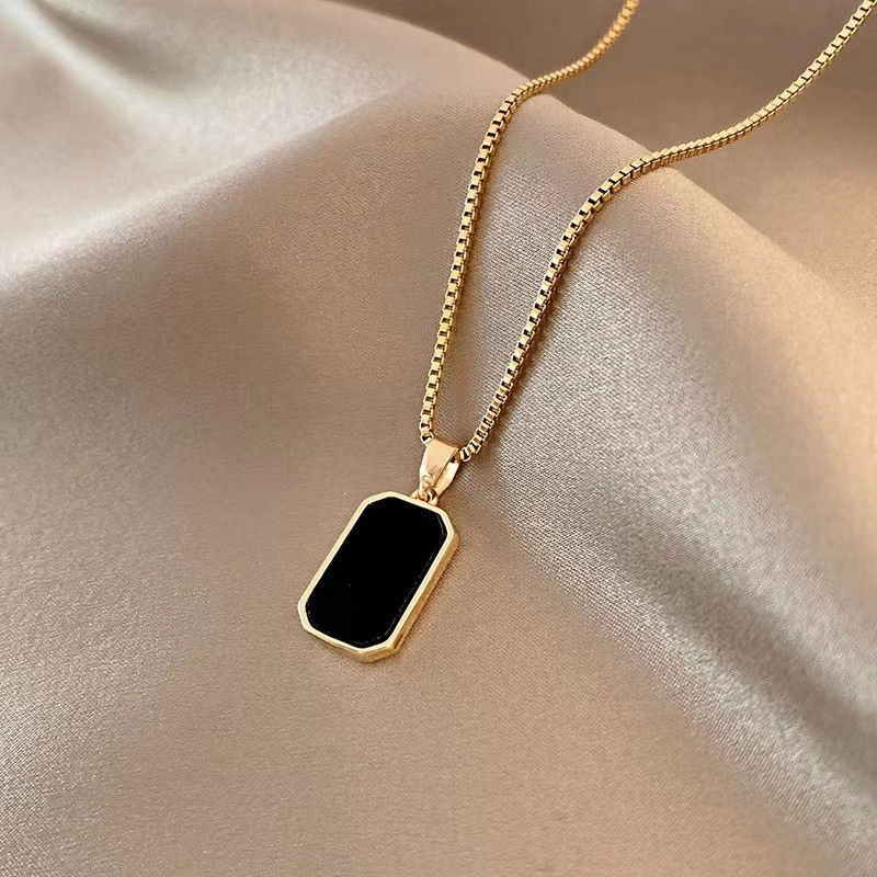 Fashion Square Necklace For Women Korean Style Black Geometric Pendant Necklace Collar Neck Chain Charm Jewelry Party Gift