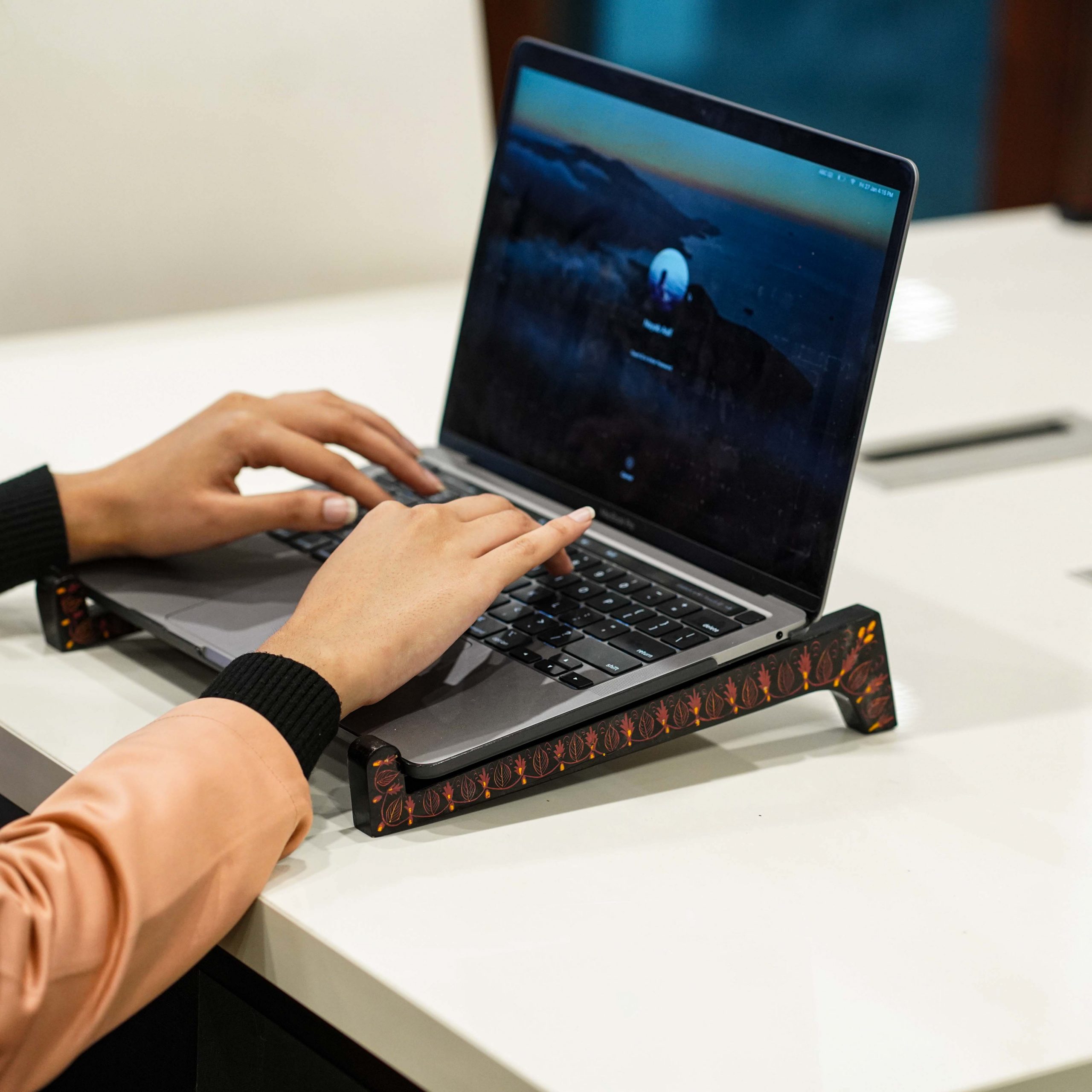 Lacquer Art Laptop Stand Wooden Laptop Stand Laptop stand Laptop