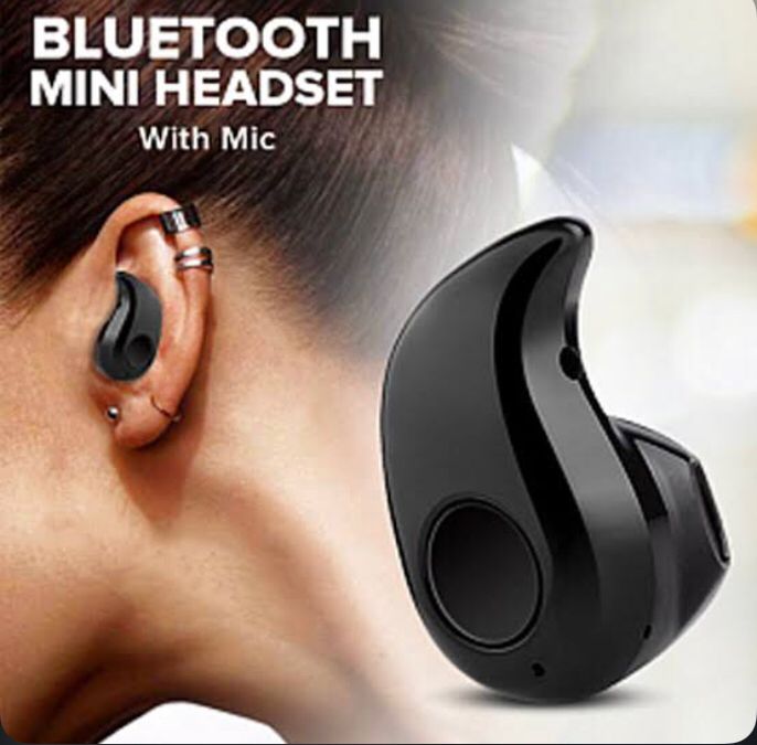M5 Wireless Magnetic Bluetooth Neckband | Sports Earphones | Stereo Sound | Mic for Calling | Connect With All Bluetooth Devices.