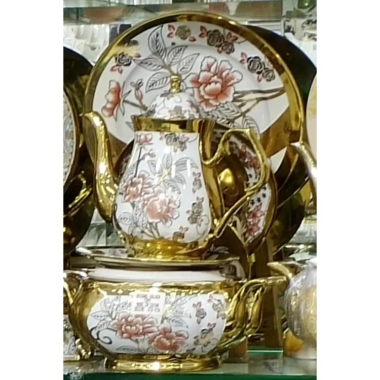 Gold shop plated dishes