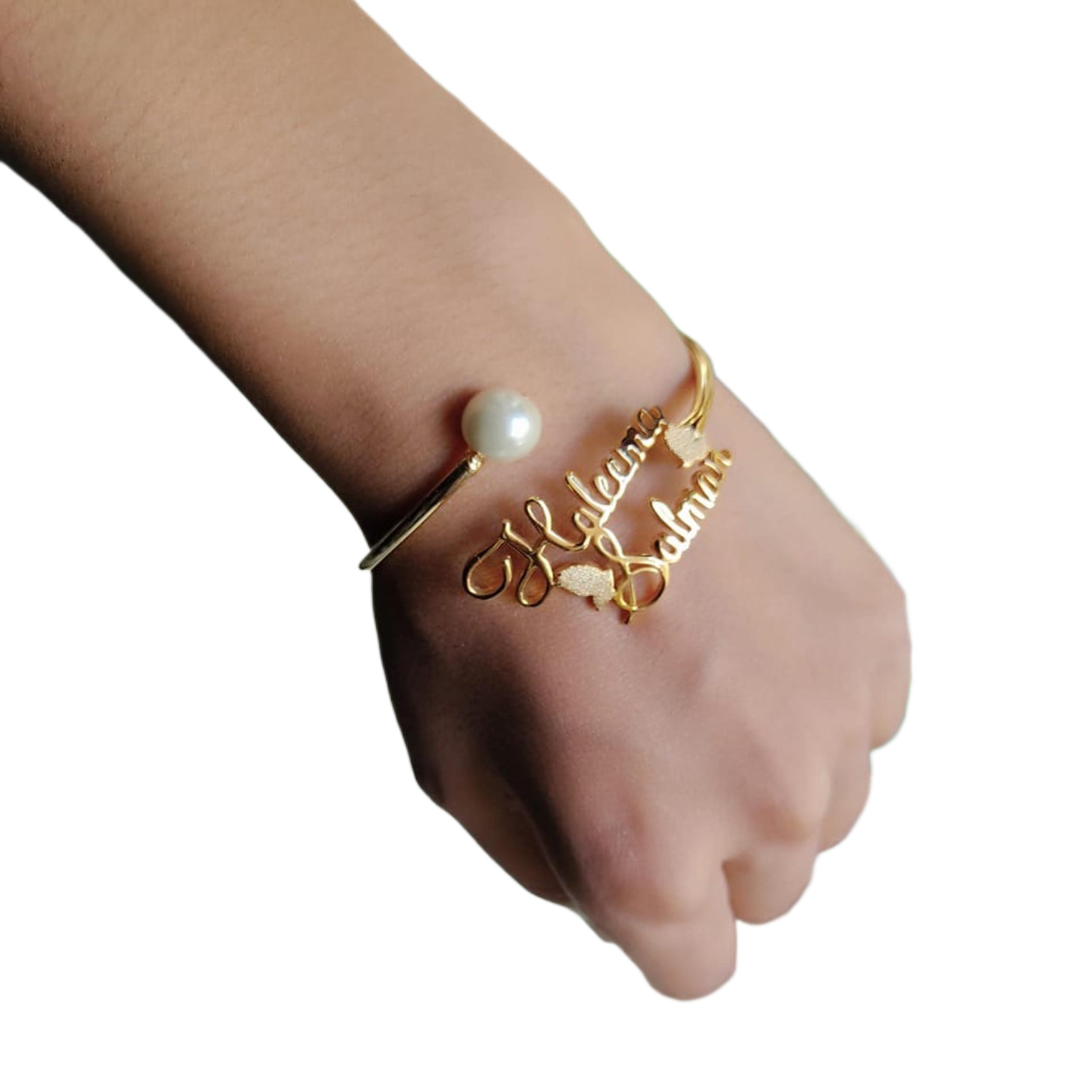Customized Bangle Bracelet for Girls-Personalized Bangle with Any Name (PERFECT GIFT FOR HER)