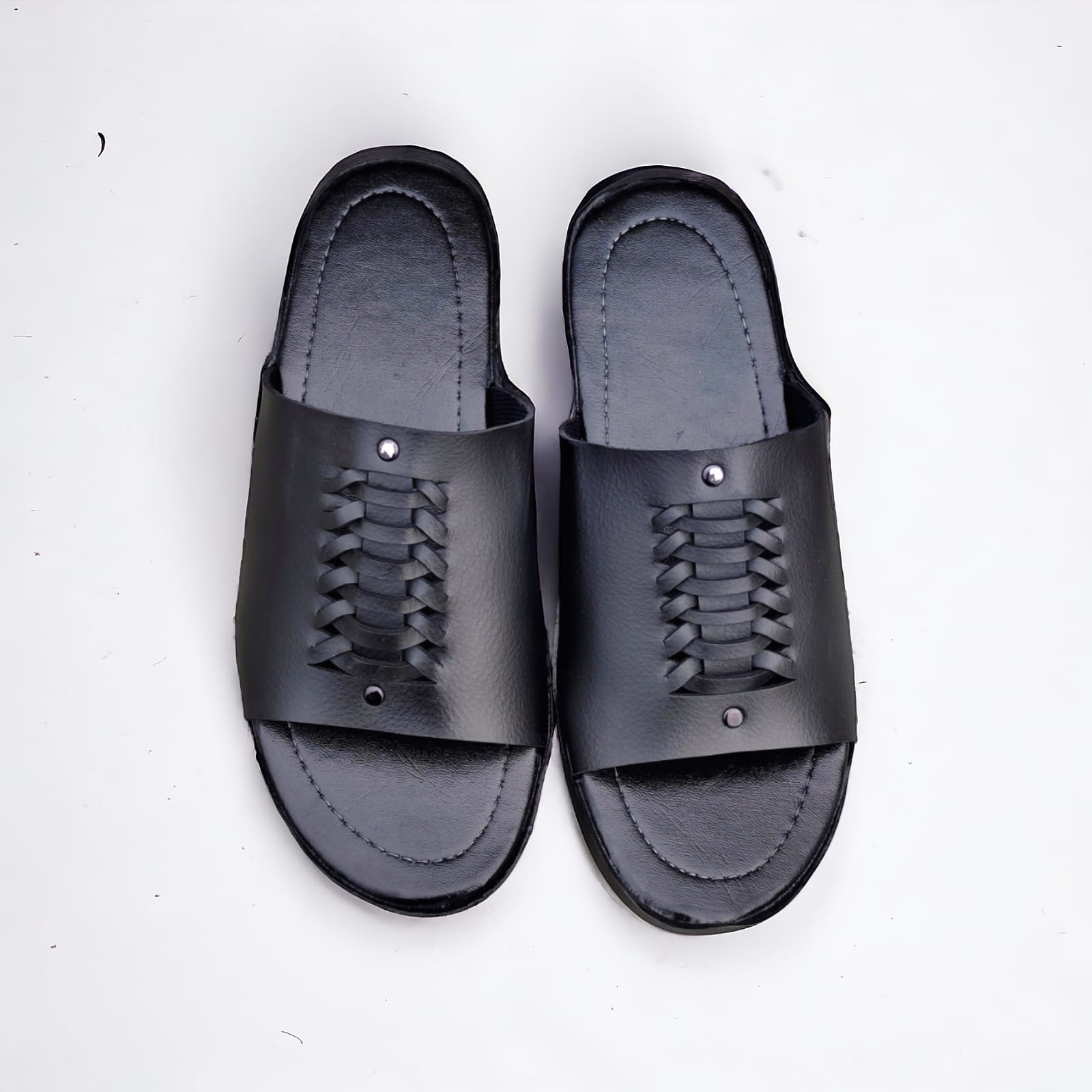 Fashion Slippers For Men Summer Casual Stylish Slip-On Style Multiple Color