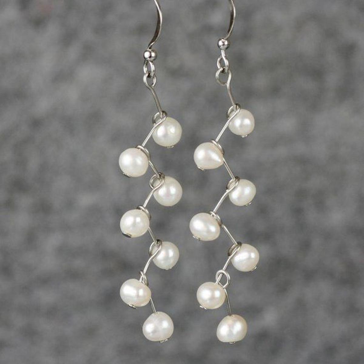 Pearl Twist/Zigzag Earrings For Girls/Women