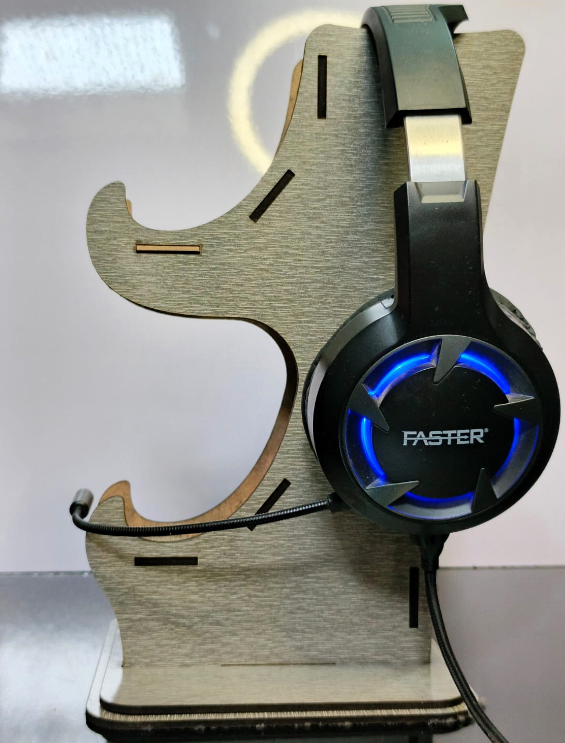 Game Controller Stand  with Headphone Holder / Wooden GamePad Holder with Headphone Stand