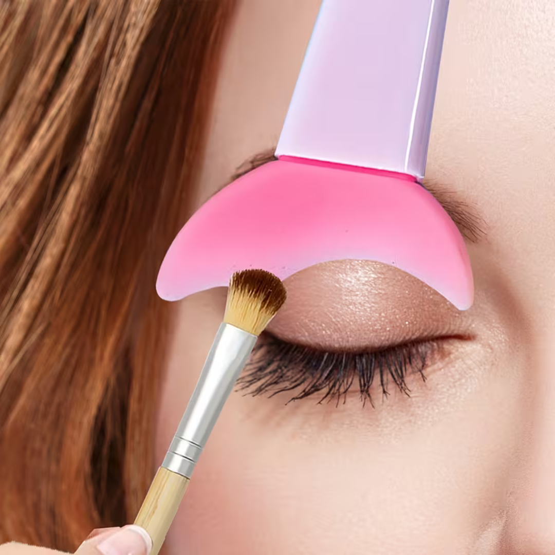 Silicone 2-in-1 Makeup Tool: Eyeliner Tool, Mascara Shield, Eyeliner Guide, Eyeshadow Shield, Makeup for Beginners, Artist Essentials, Beauty Tools, Simple Makeup (Washable, Multi-Use)