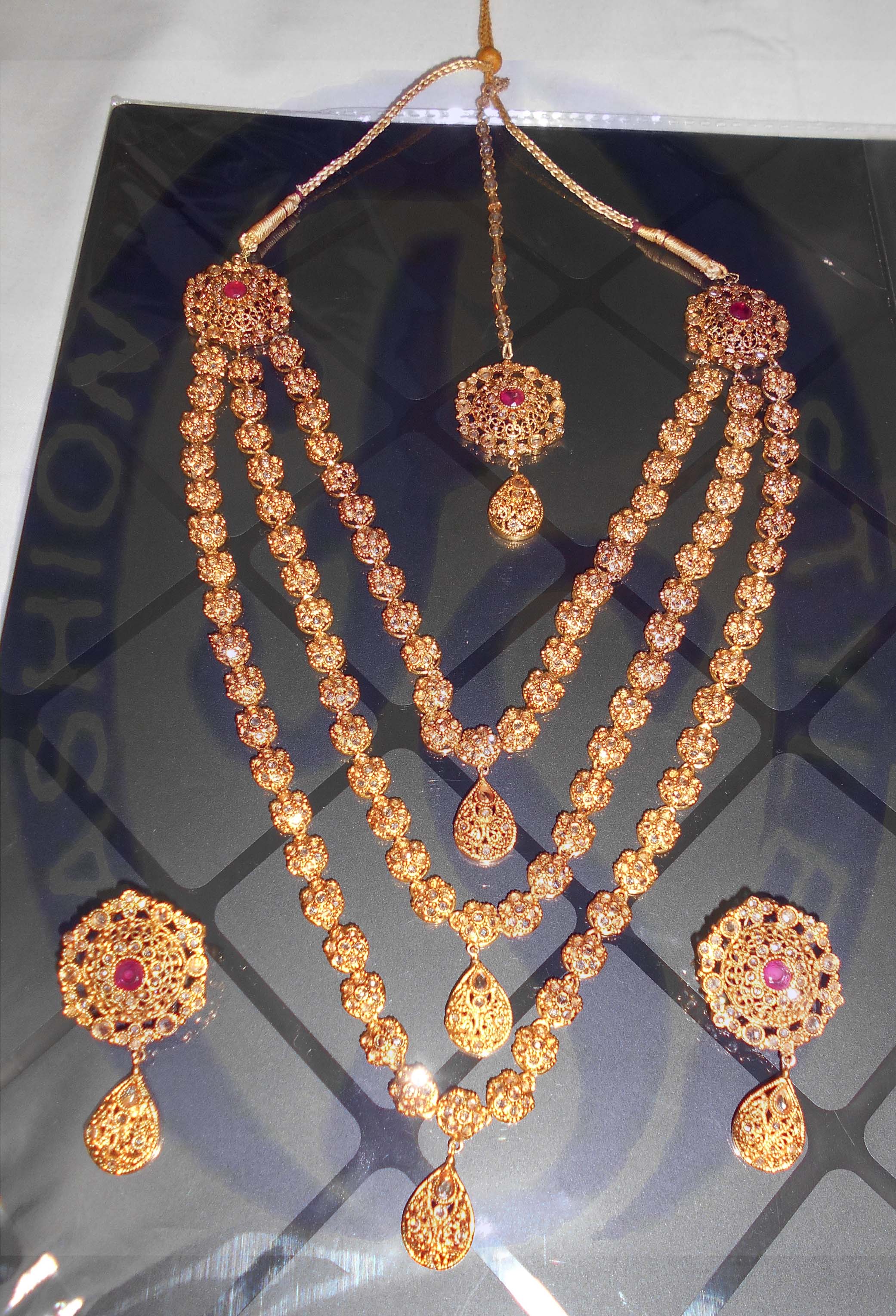Fancy Gold Plated 3 Steps Rani Haar 