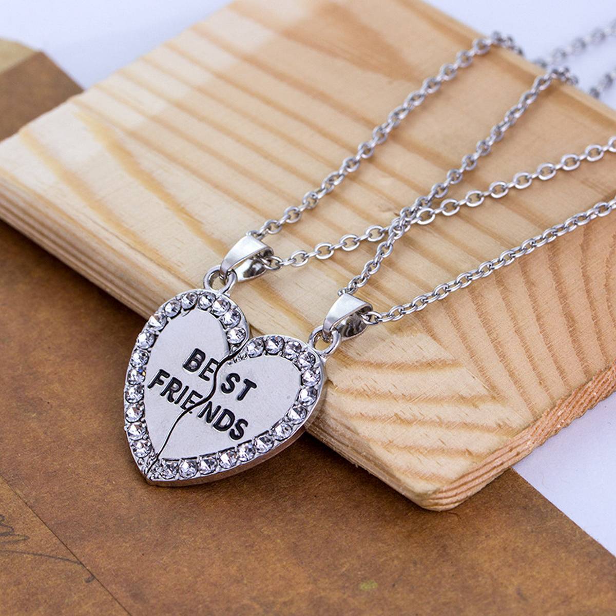 New arrival Unisex 2 Pcs Bff Necklace rhinestone Heart Pendant Best Friends Letter Necklace Women Couple