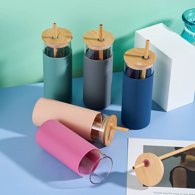 Creative Bamboo Cover Borosilicate Straw Glass Cup With Silicone Case Simple Milky Tea Cup Tumbler Plain