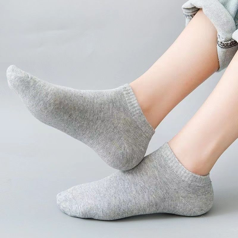 MRH Pack Of 4 Pairs Ankle Socks For Men Women - Random colors