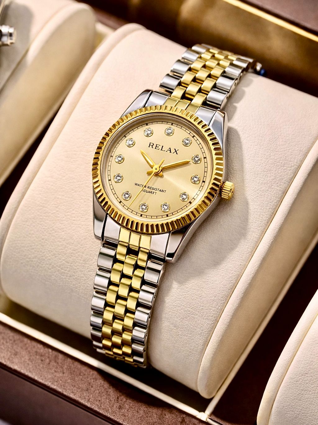 Luxurious Ladies Golden Fashion Watch 100% Imported Quality Classical Collection Fashion Watch for Girl's