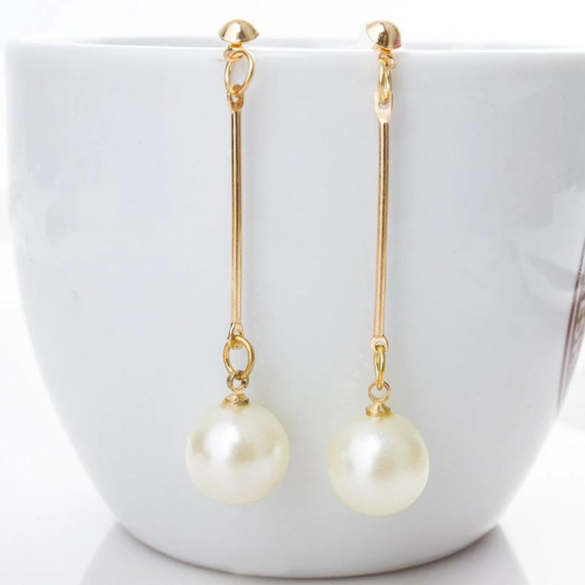 Gold Pearl Long Tassel Earrings Simple Crystal Girls Hanging Boucle Female Earrings Stainless Steel Korean Style Noble Ear Stud New Oval Simulated Stone Earrings Gift Simulated Pearl Pierced Minimalist Party White Golden Stick
