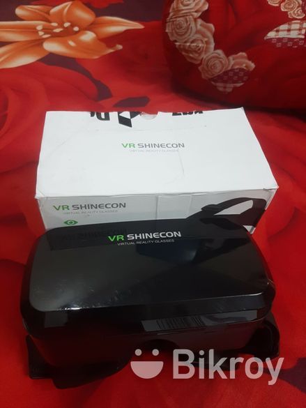 VR SHINECON G06A Virtual Reality Glasses with Bluetooth Remote Controller, IPS Display, 3D Movie & Game Experience