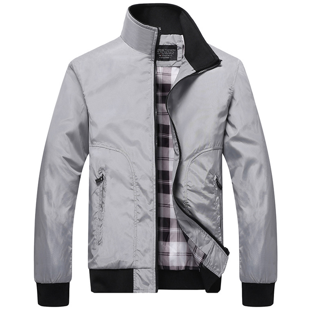 jacket with zipper on collar