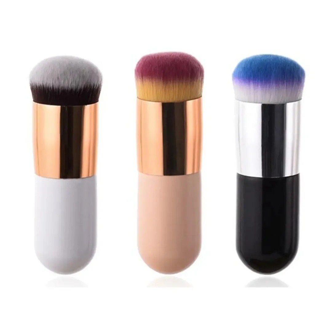 1 piece Chubby Pier Foundation Brush Makeup Brushes - Multicolor
