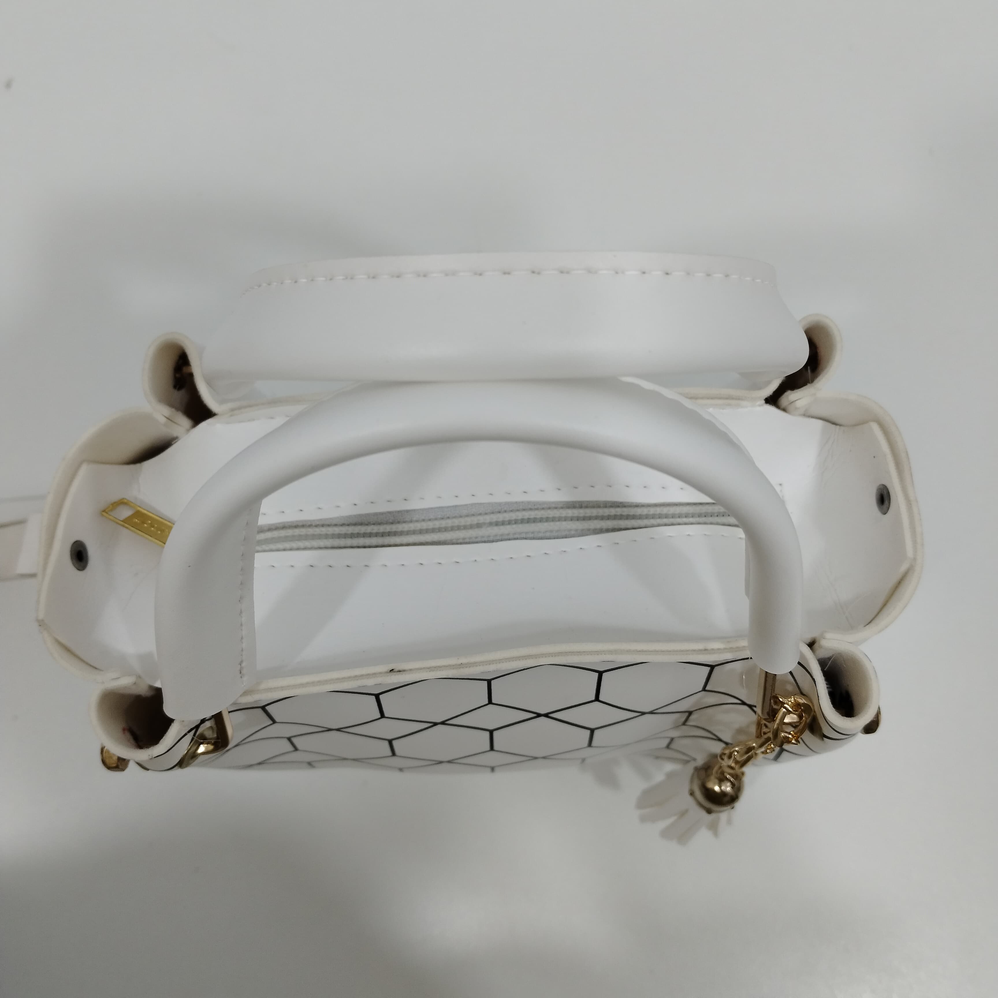 Designer Shoulder Handbag for Girls – Long Belt & Trendy Purse
