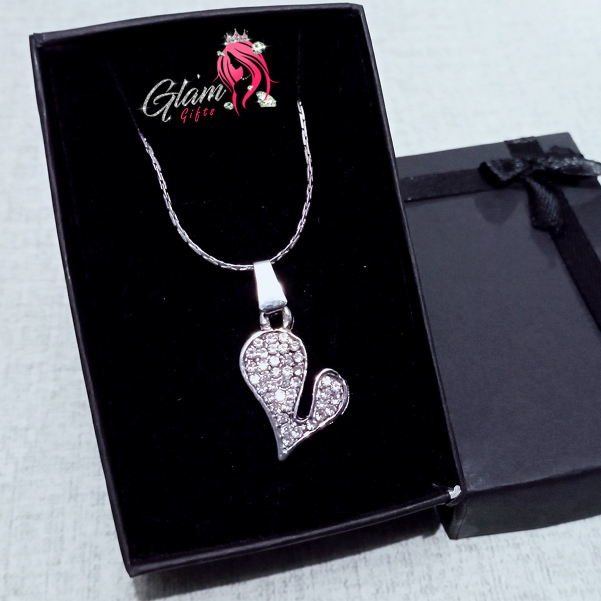 Crystals Silver Heart Pendant Necklace with gift Box for Friends