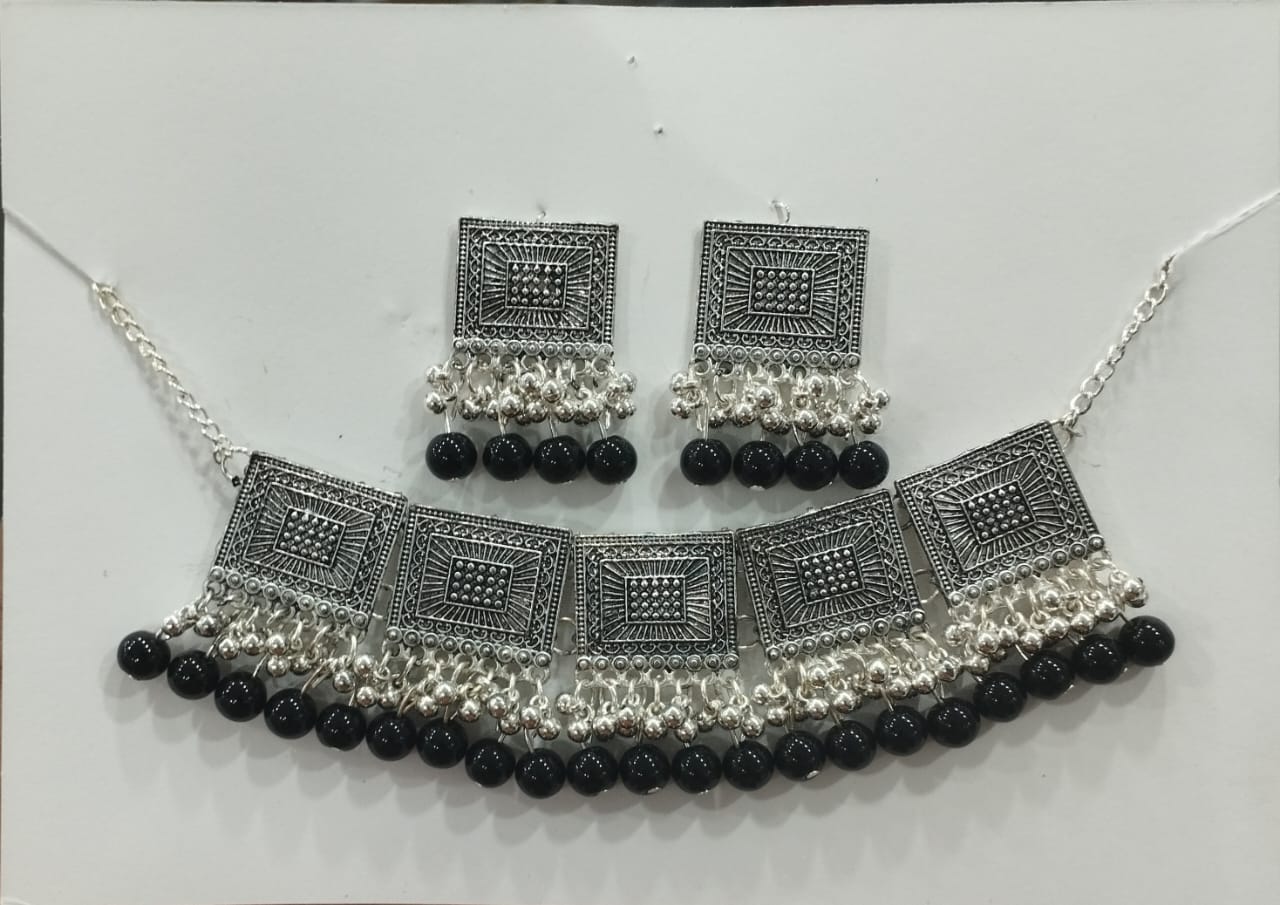 ANTIQUE SILVER & BLACK AFGHANI CHOKER WITH EARRINGS FOR ALL AGES WOMENS & GIRLS