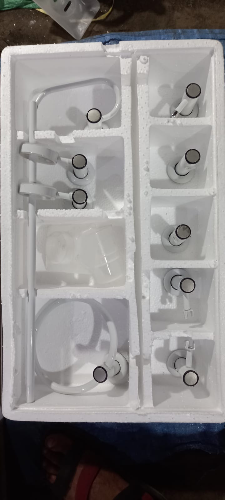 Bathroom Accessories set Black/White/Golden 7 pieces Philco Store ...