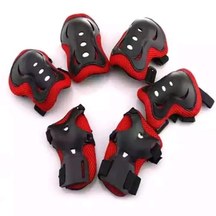 Kids Small Skate Board With Safety Pads (Multi Colour)