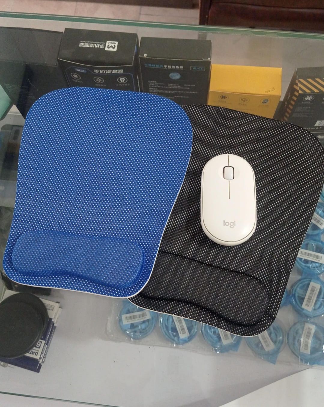 Mouse Pad with Wrist Support Rest – Comfortable Non-Slip Computer Mouse Mat Ergonomic plus RGB keyboard price in Pakistan