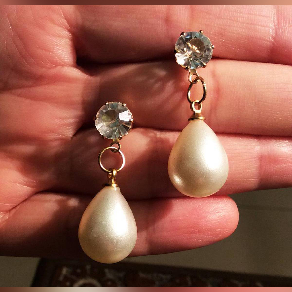 Big Imported Zircon With White Pearl Drop Earrings Jewellery For women FDS-031