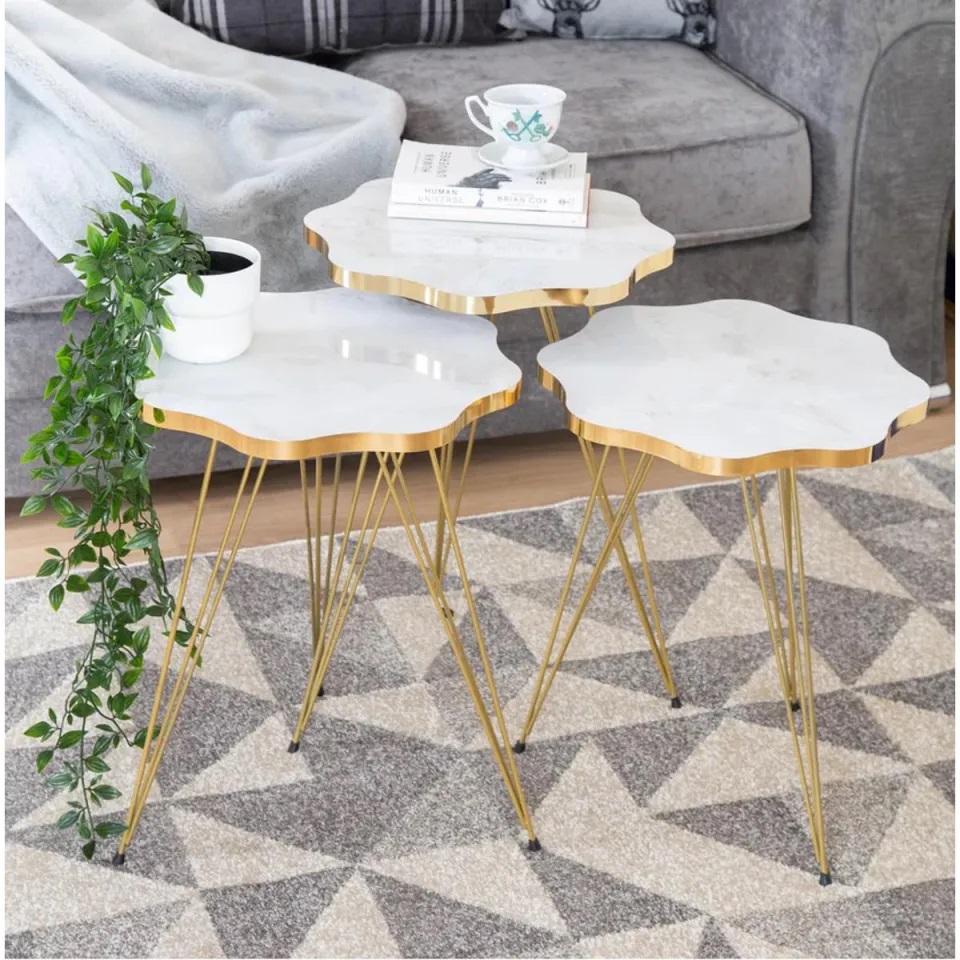 Mdf Wood Daisy Nesting Flower style Table With Metal Stand Set of 3 Flower and triagnle style coffee table- Table Decoration coffee table Daisy coffee table dining table Nesting table set Side Table Coffee Table nesting table Decor - Set Of 3 Side Tables