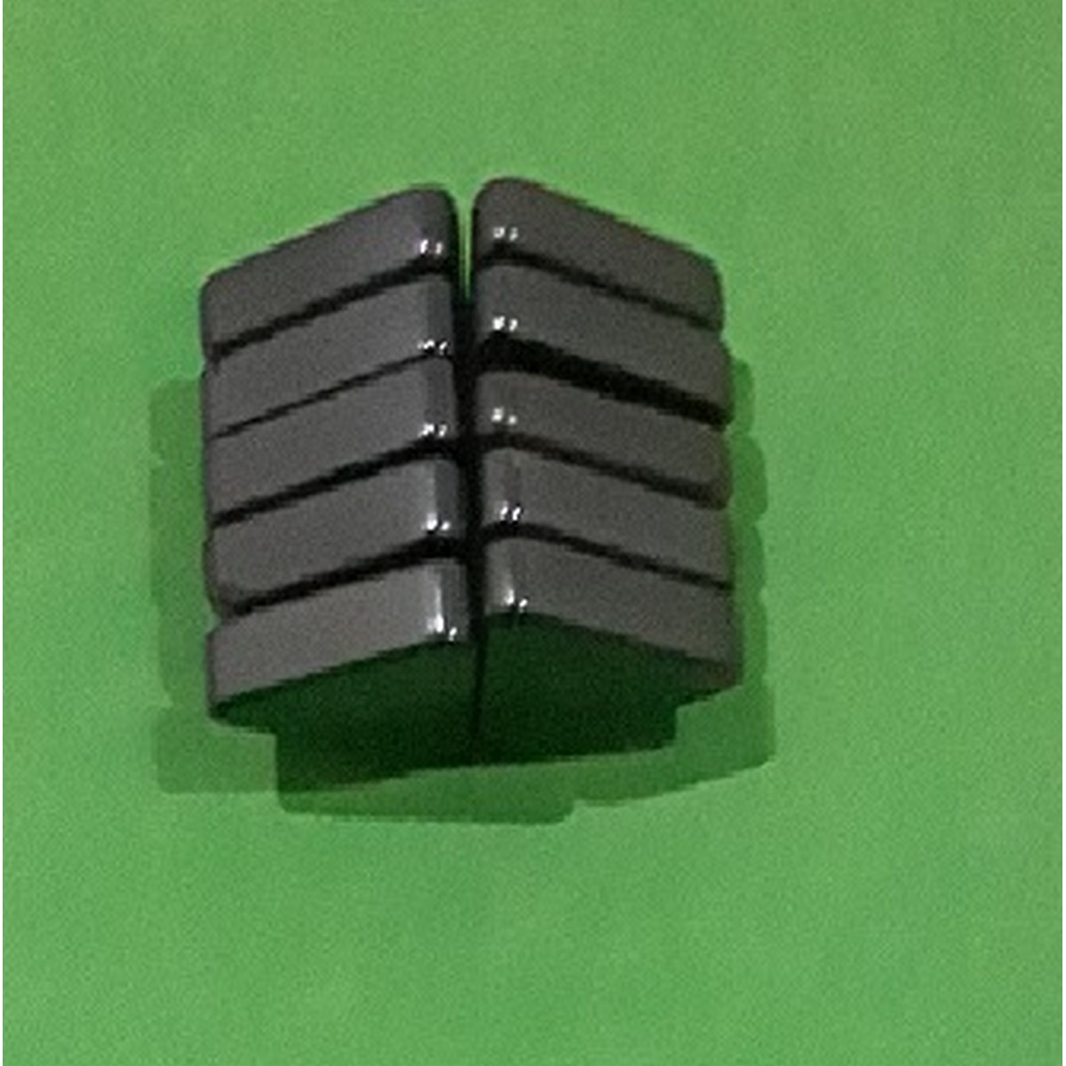 Pack of 10 Pcs - Buzzing Magnet Set Toys for Kids and Boys - Triangle Shape